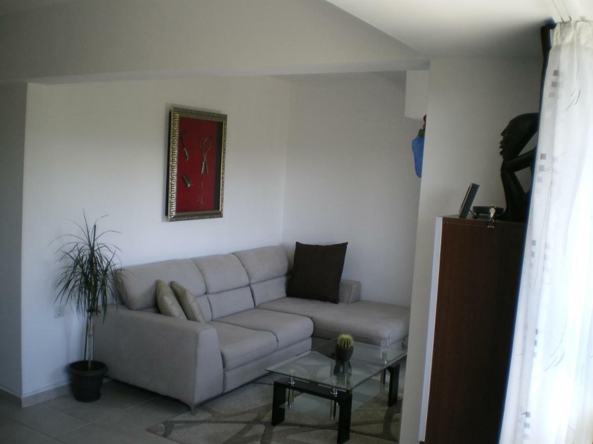 Park View Apartment Plovdiv With Parking Ngoại thất bức ảnh
